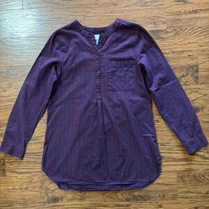 Old Navy Burgundy and Navy Tunic Size Small